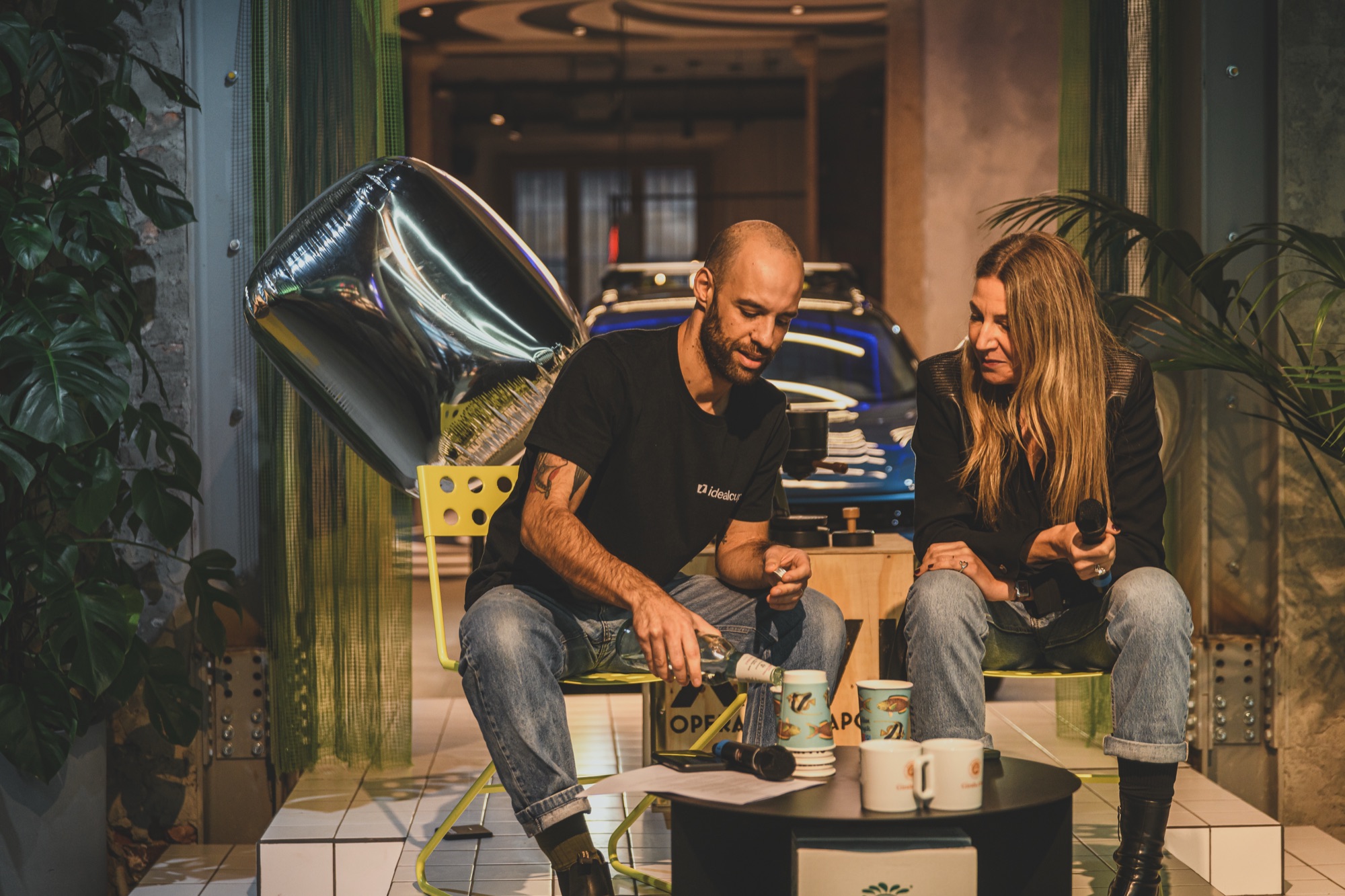 WeCoffee Club – Ritas Tiki Room 1